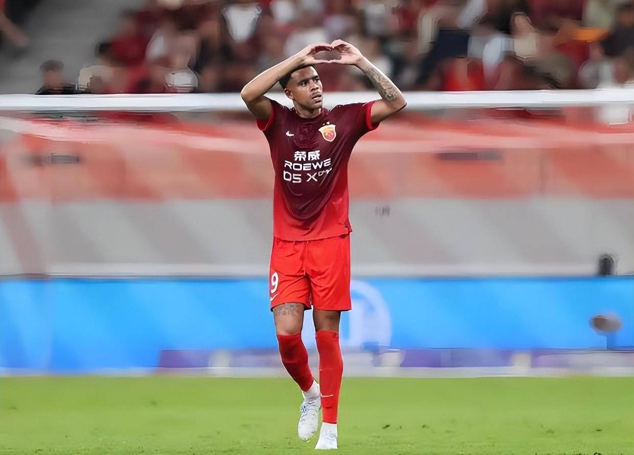 米兰体育官网-上港主场全力以赴，险胜强敌，榜首位置牢不可破的简单介绍